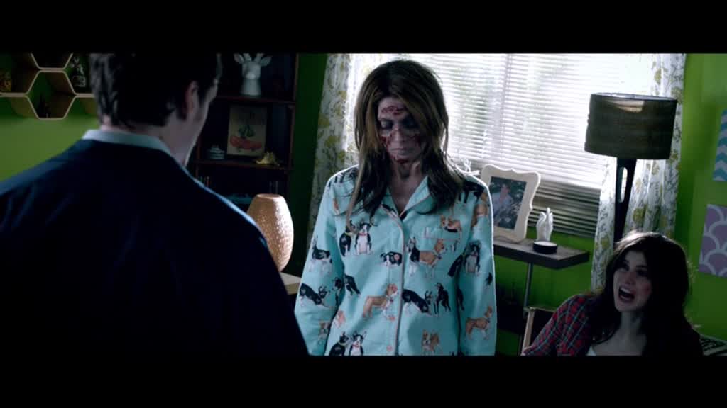 Ashley-Greene-dot-nl-BuryingTheEx01482.jpg