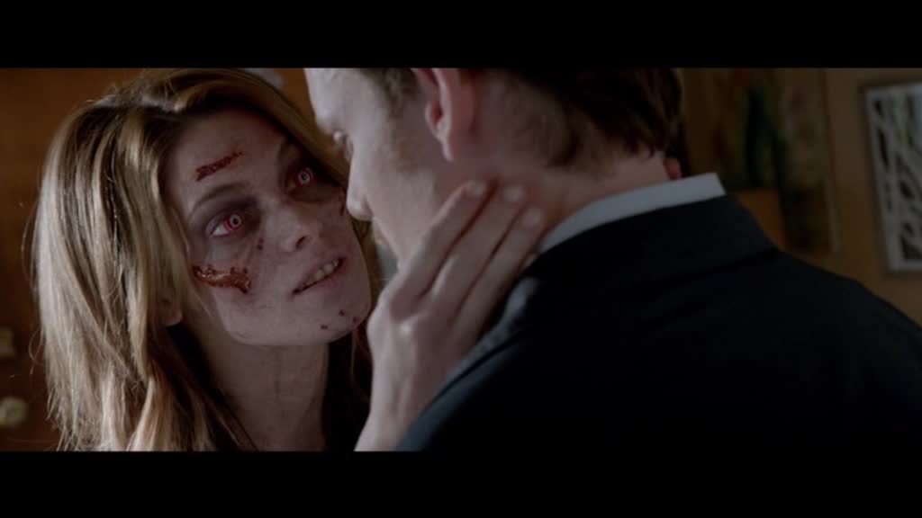 Ashley-Greene-dot-nl-BuryingTheEx_Trailer00023.jpg