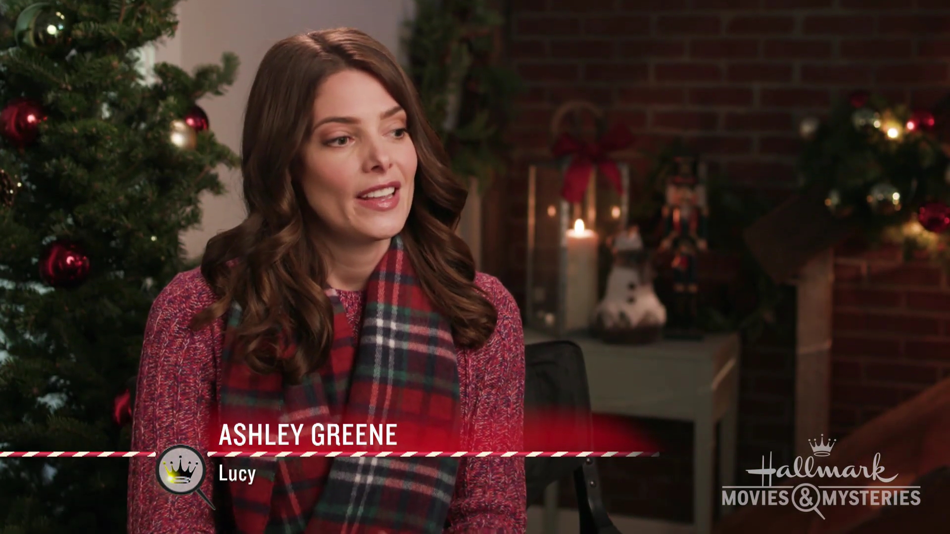 Ashley-Greene-dot-nl_ChristmasOnMyMind-OnLocation0022.jpg