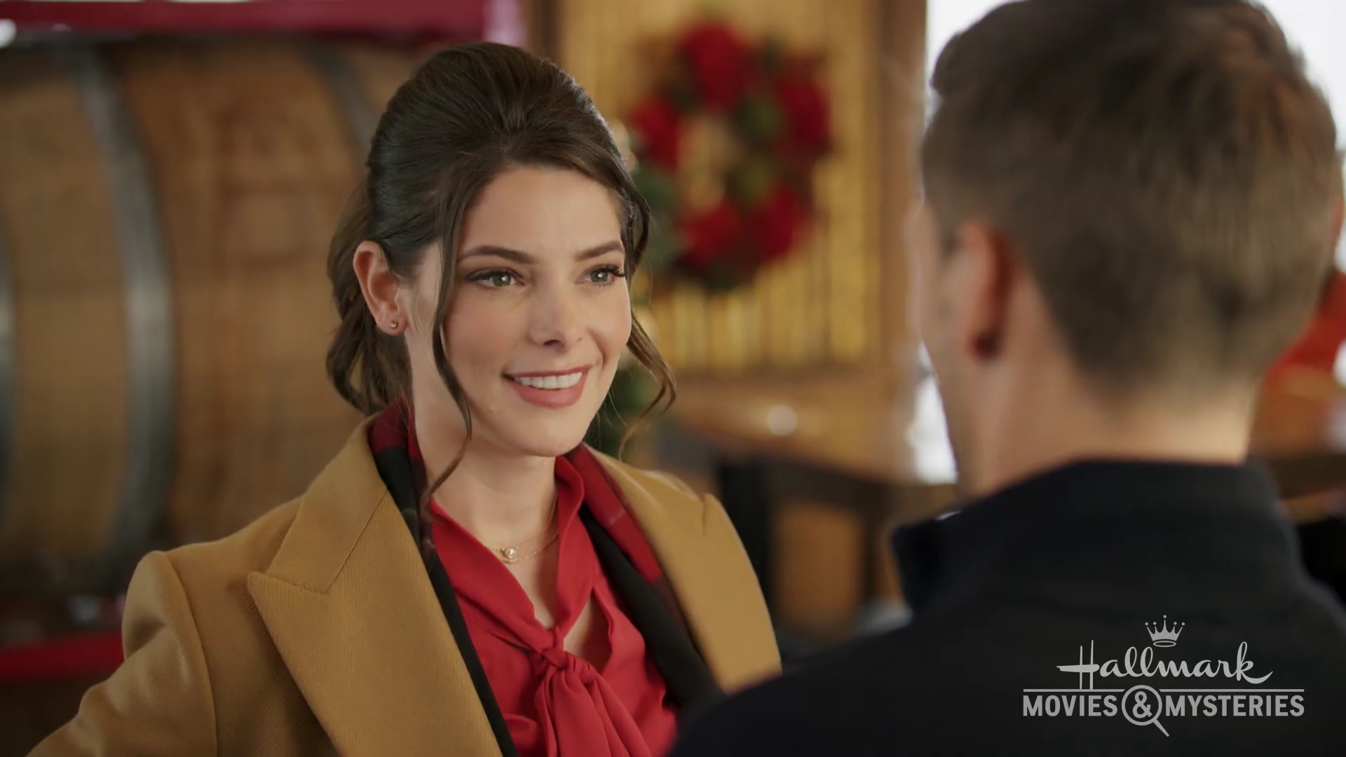 Ashley-Greene-dot-nl_ChristmasOnMyMind-OnLocation0057.jpg