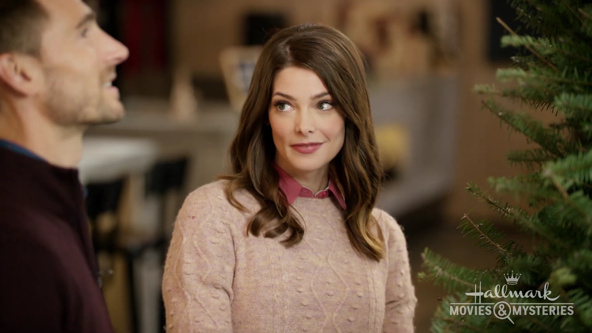 Ashley-Greene-dot-nl_ChristmasOnMyMind-OnLocation0141.jpg