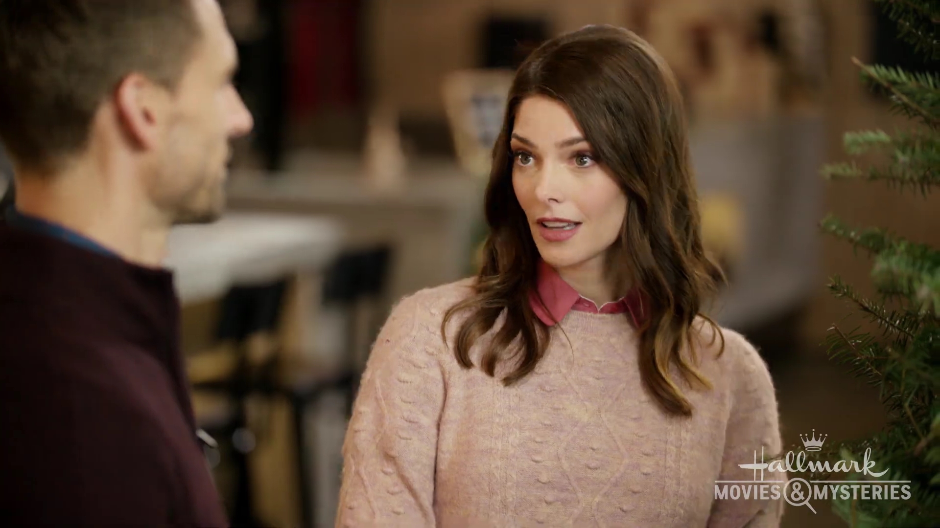 Ashley-Greene-dot-nl_ChristmasOnMyMind-OnLocation0148.jpg