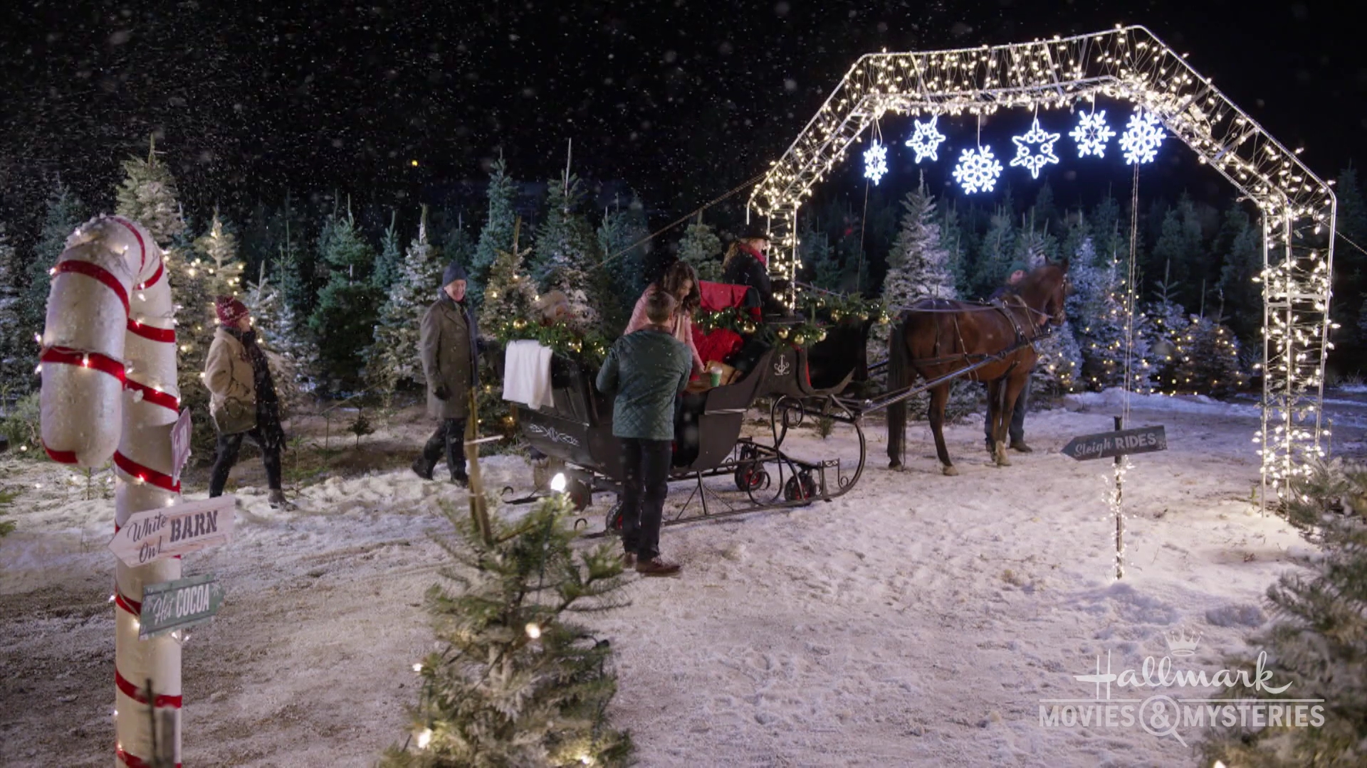 Ashley-Greene-dot-nl_ChristmasOnMyMind-OnLocation0191.jpg Ashley-Greene-dot-nl_ChristmasOnMyMind-OnLocation0191.jpg