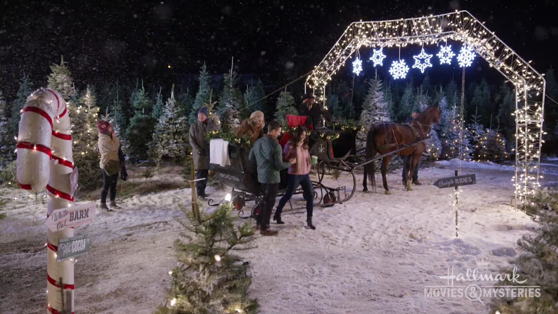 Ashley-Greene-dot-nl_ChristmasOnMyMind-OnLocation0194.jpg Ashley-Greene-dot-nl_ChristmasOnMyMind-OnLocation0194.jpg