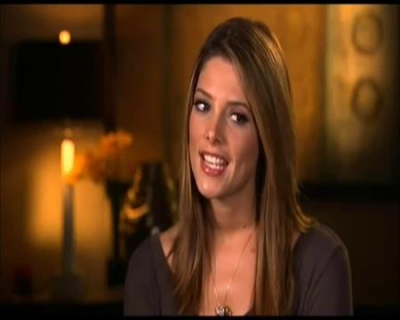 Ashley-Greene-dot-nl_LOL-Setinterview00001.jpg