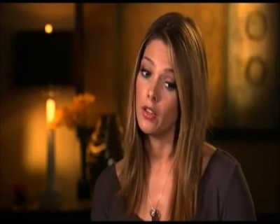 Ashley-Greene-dot-nl_LOL-Setinterview00101.jpg