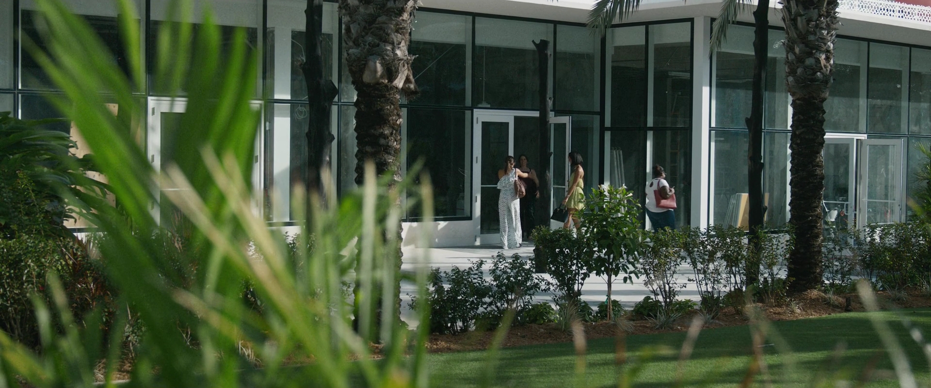 Ashley-Greene-dot-nl-SomeOtherWoman2140.jpg Ashley-Greene-dot-nl-SomeOtherWoman2140.jpg