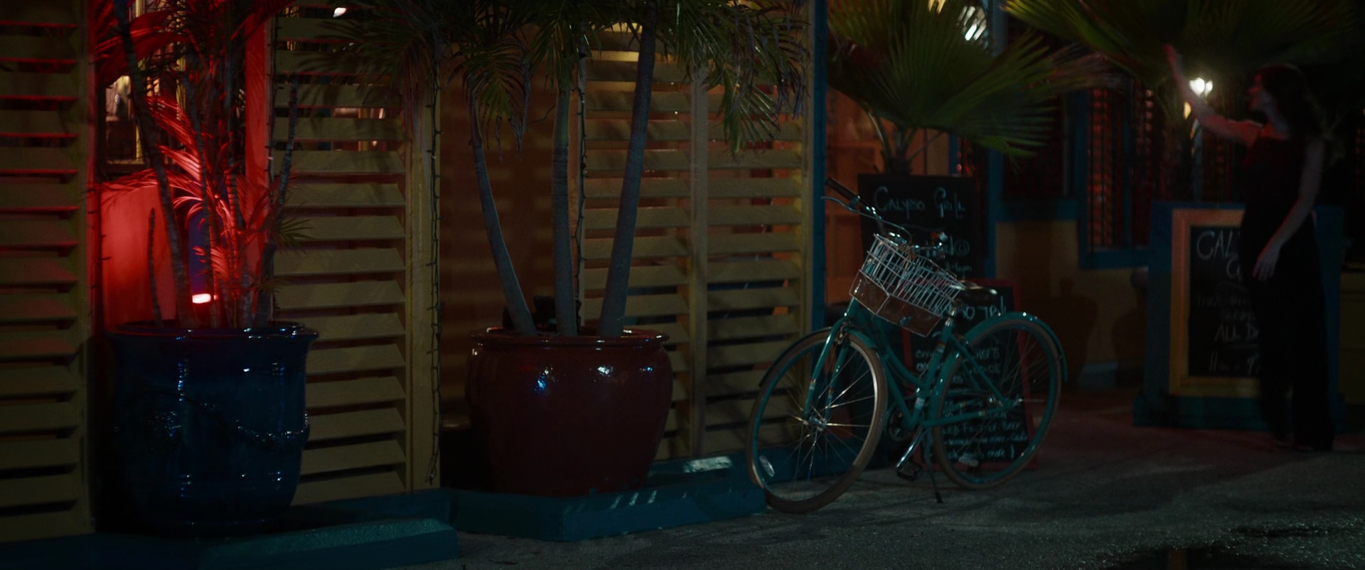 Ashley-Greene-dot-nl-SomeOtherWoman2607.jpg Ashley-Greene-dot-nl-SomeOtherWoman2607.jpg