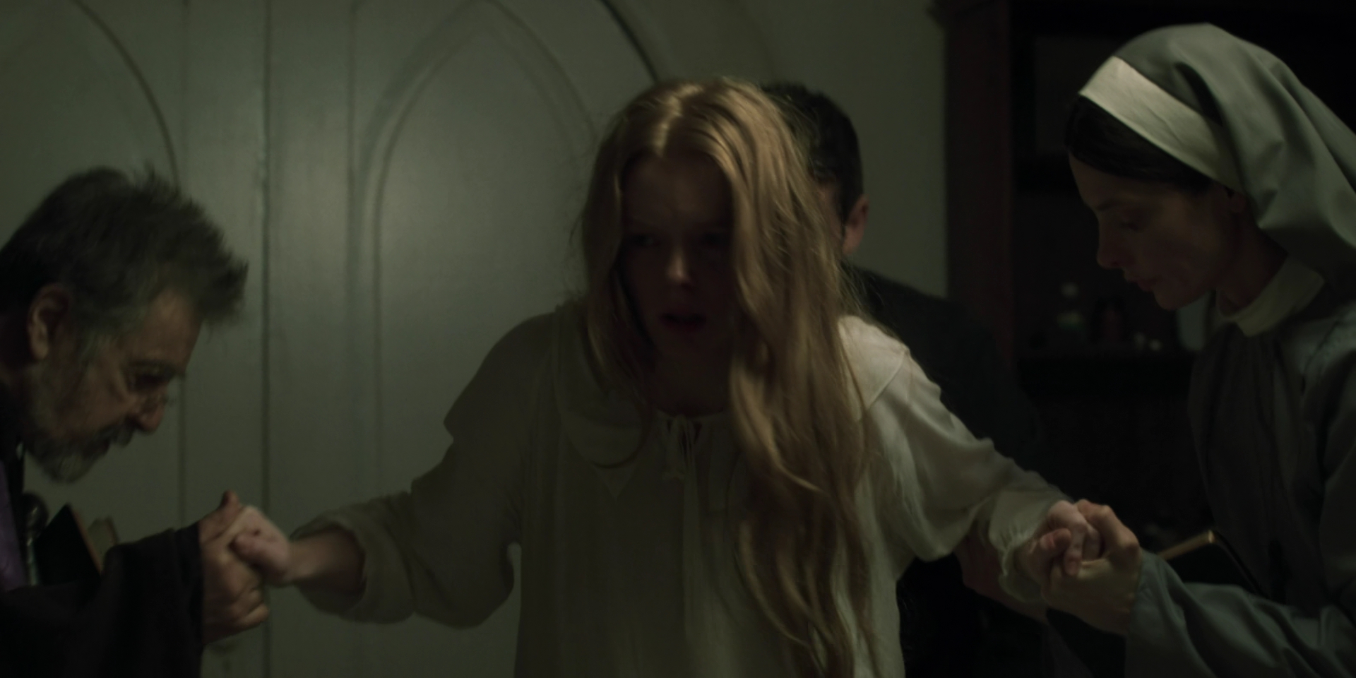 Ashley-Greene-dot-nl-TheRitual1092.jpg Ashley-Greene-dot-nl-TheRitual1092.jpg