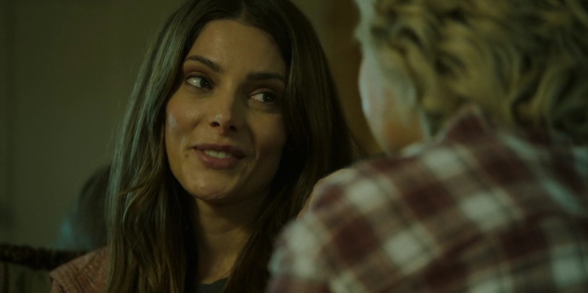 Ashley-Greene-dot-nl_WrongPlace2296.jpg