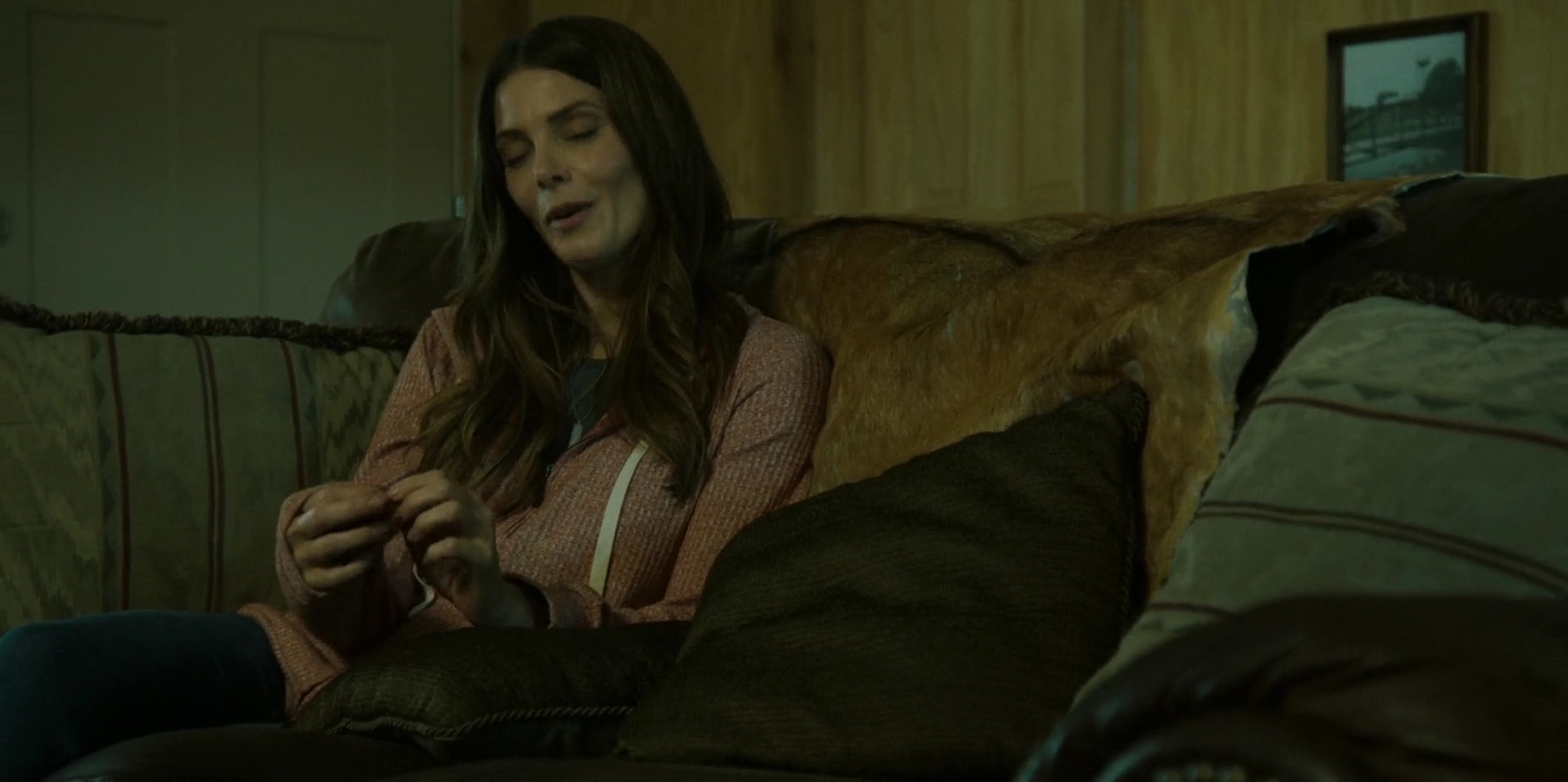 Ashley-Greene-dot-nl_WrongPlace2314.jpg