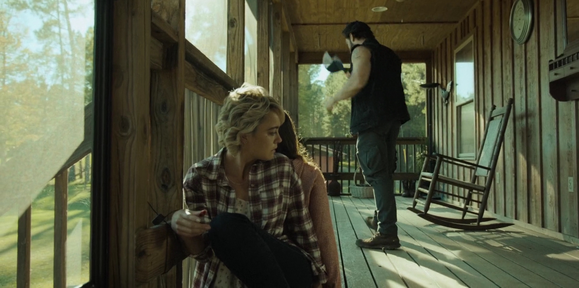Ashley-Greene-dot-nl_WrongPlace2902.jpg