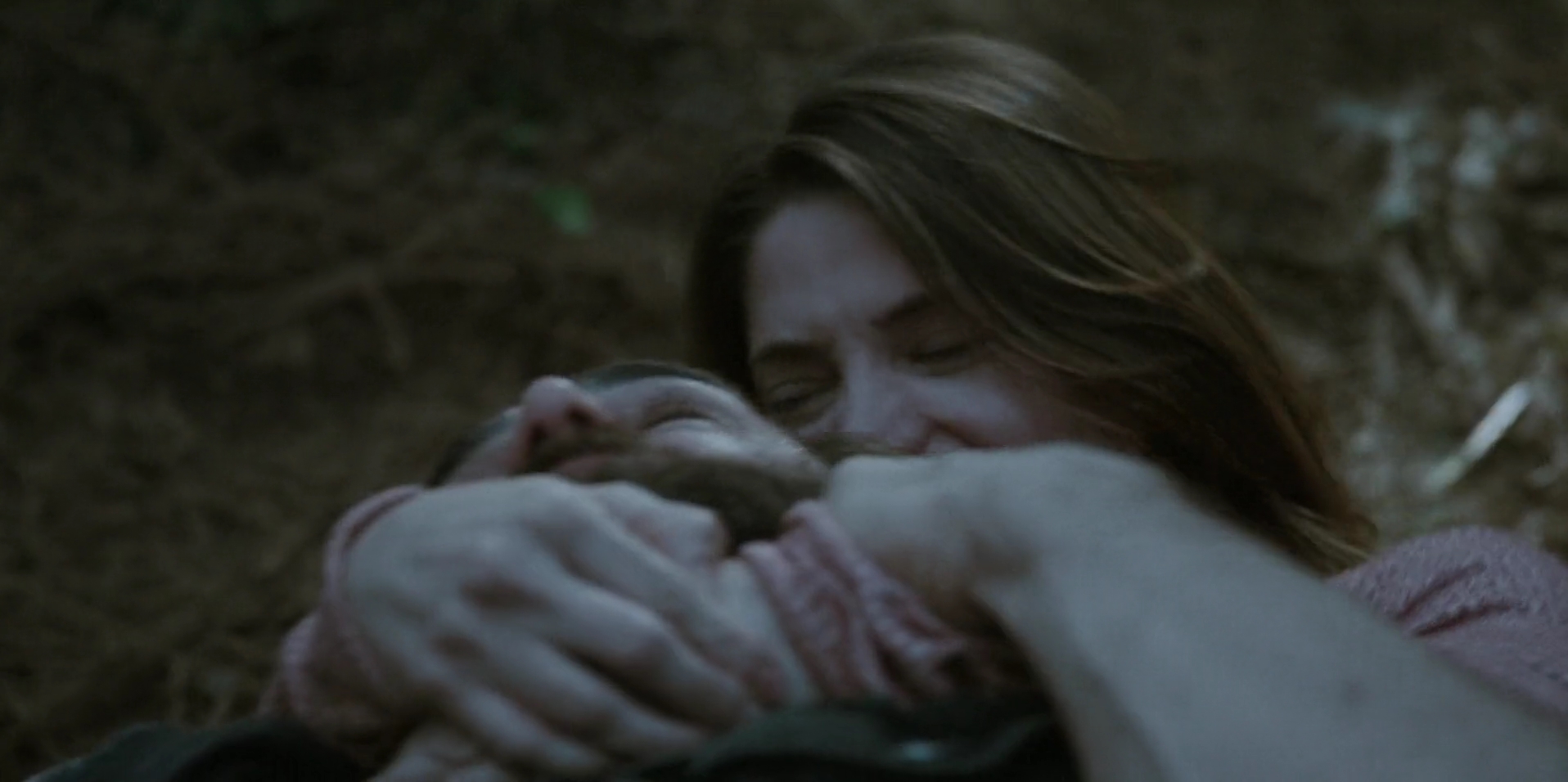 Ashley-Greene-dot-nl_WrongPlace3299.jpg