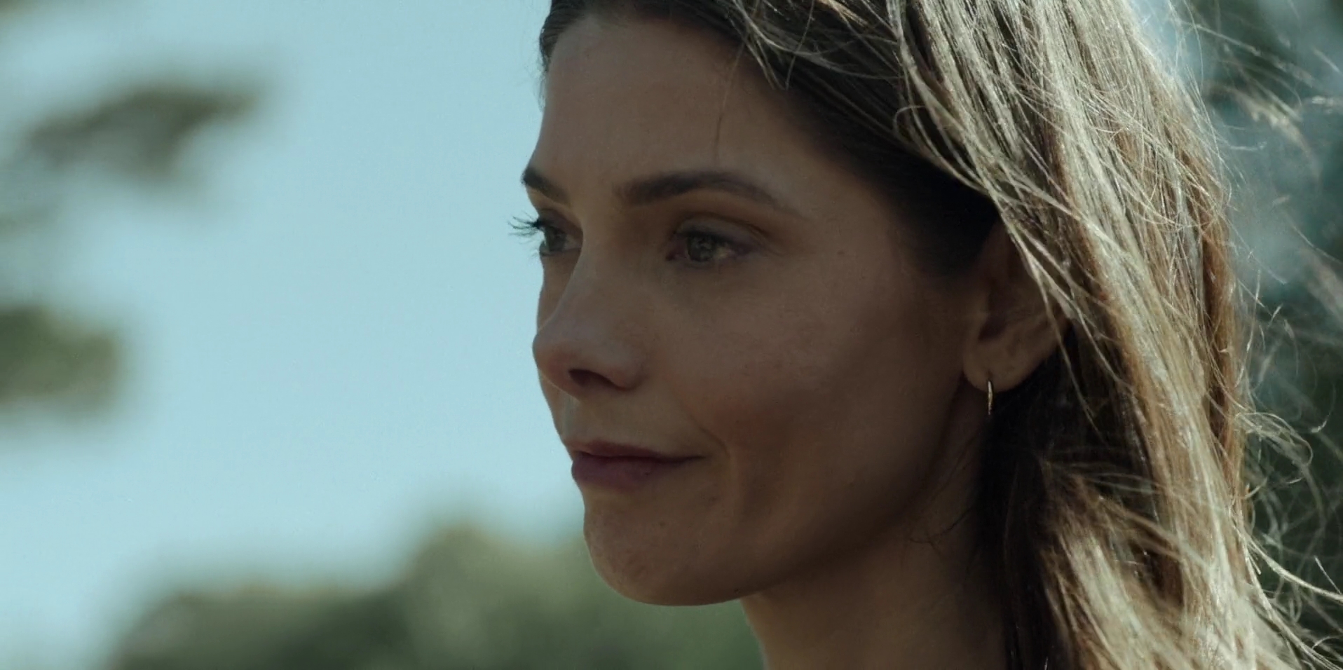 Ashley-Greene-dot-nl_WrongPlace5245.jpg