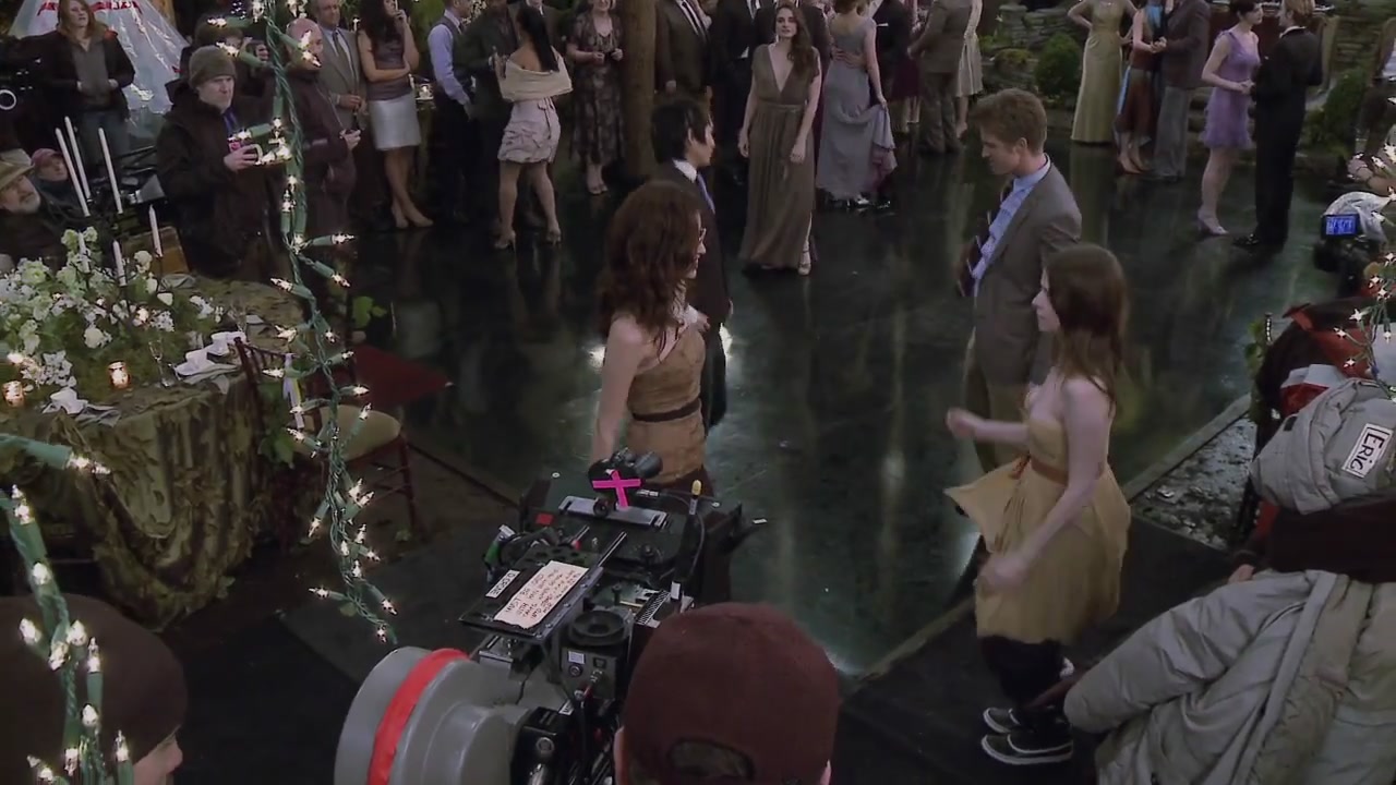 Ashley-Greene-dot-nl_BreakingDawn-FullBRoll0114.jpg