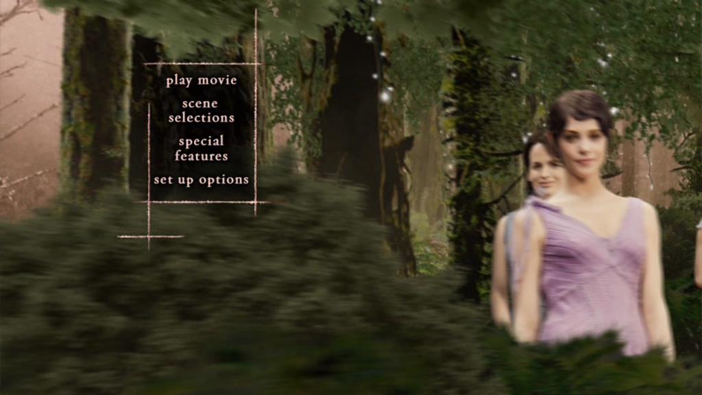 Ashley-Greene-dot-nl_BreakingDawnPart1-DVDMenuDisc1-001.jpg