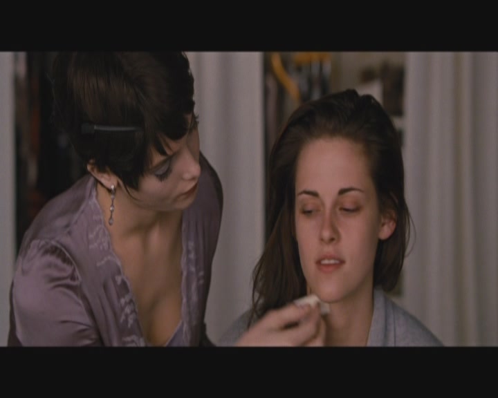 Ashley-Greene-dot-nl_BreakingDawnPart1-0081.jpg