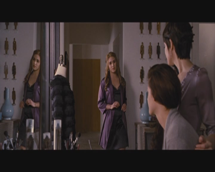 Ashley-Greene-dot-nl_BreakingDawnPart1-0084.jpg