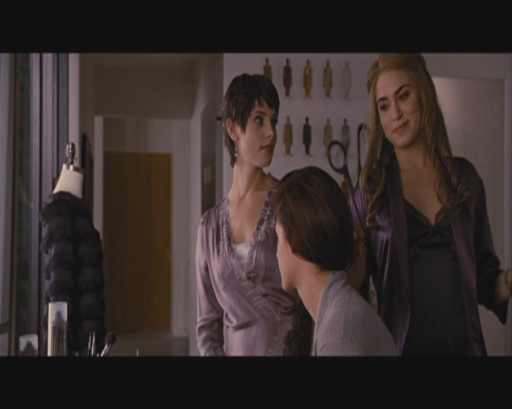 Ashley-Greene-dot-nl_BreakingDawnPart1-0092.jpg