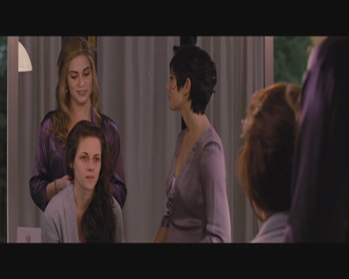 Ashley-Greene-dot-nl_BreakingDawnPart1-0102.jpg