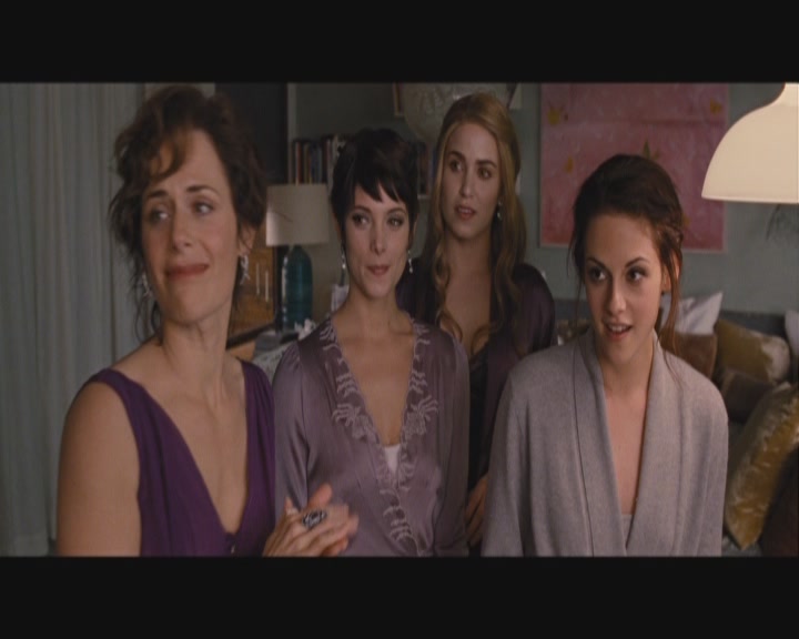 Ashley-Greene-dot-nl_BreakingDawnPart1-0141.jpg