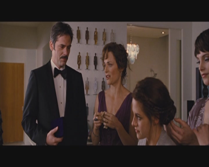 Ashley-Greene-dot-nl_BreakingDawnPart1-0168.jpg