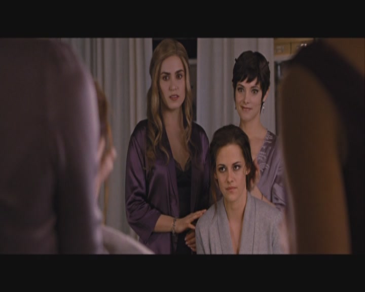 Ashley-Greene-dot-nl_BreakingDawnPart1-0172.jpg