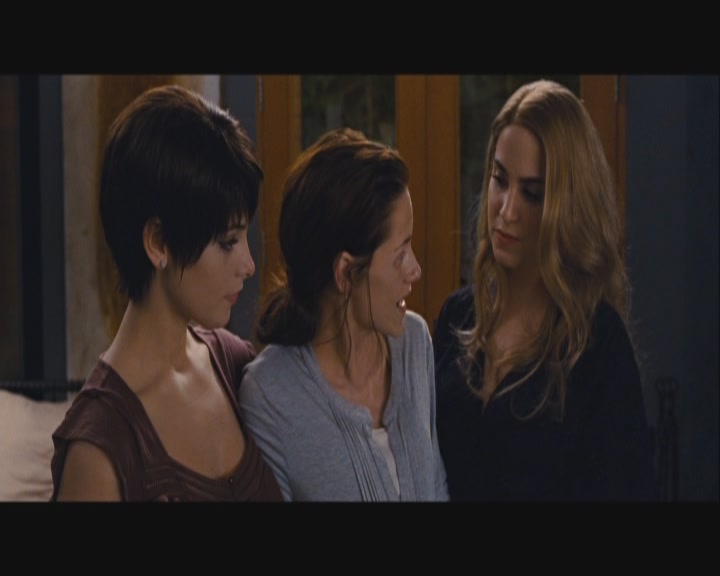 Ashley-Greene-dot-nl_BreakingDawnPart1-1477.jpg