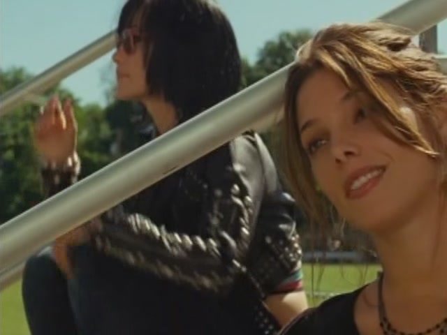 Ashley-Greene-dot-nl-Butter3680.jpg