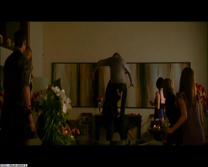 Ashley-Greene_dot_nl-NewMoonScreencaptures-0109.jpg Ashley-Greene_dot_nl-NewMoonScreencaptures-0109.jpg