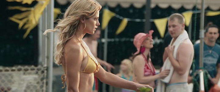 Ashley-Greene-dot-nl_StatenIslandSummer0931.jpg