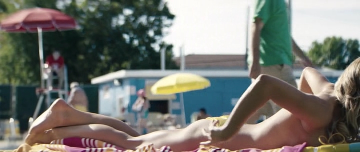 Ashley-Greene-dot-nl_StatenIslandSummer1277.jpg