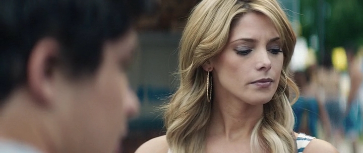 Ashley-Greene-dot-nl_StatenIslandSummer1524.jpg