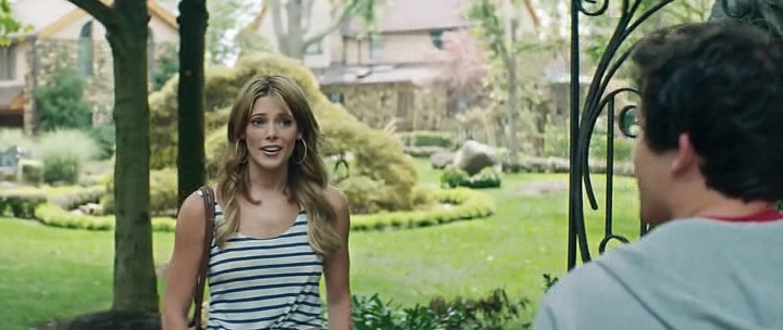Ashley-Greene-dot-nl_StatenIslandSummer1624.jpg
