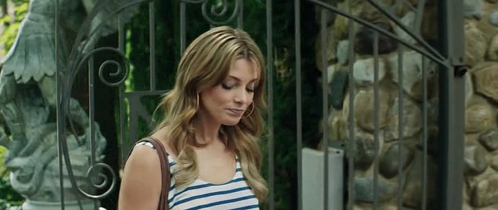 Ashley-Greene-dot-nl_StatenIslandSummer1641.jpg