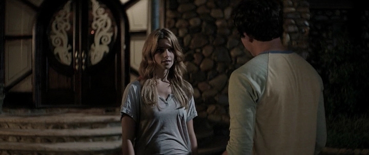 Ashley-Greene-dot-nl_StatenIslandSummer3061.jpg