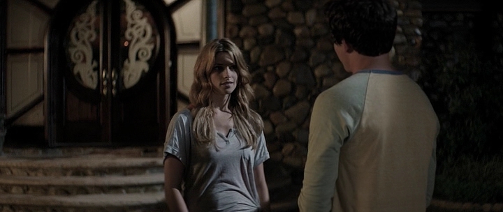 Ashley-Greene-dot-nl_StatenIslandSummer3062.jpg