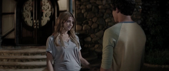 Ashley-Greene-dot-nl_StatenIslandSummer3103.jpg