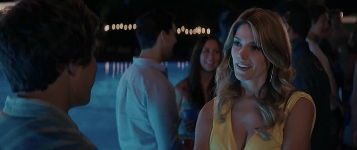Ashley-Greene-dot-nl_StatenIslandSummer4964.jpg