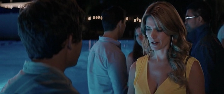 Ashley-Greene-dot-nl_StatenIslandSummer4970.jpg