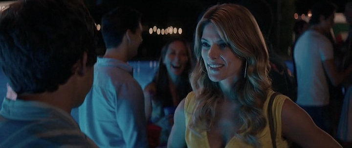 Ashley-Greene-dot-nl_StatenIslandSummer4975.jpg