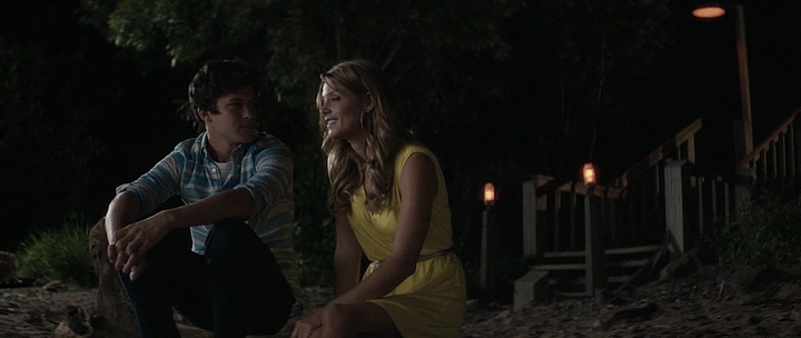 Ashley-Greene-dot-nl_StatenIslandSummer5444.jpg