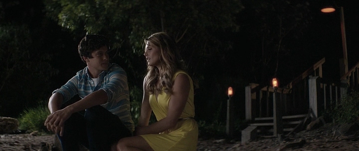 Ashley-Greene-dot-nl_StatenIslandSummer5471.jpg