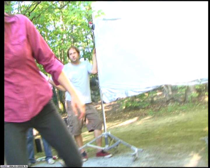 Ashley-Greene-dot-nl_SummersBlood-BehindTheScenes00090.jpg