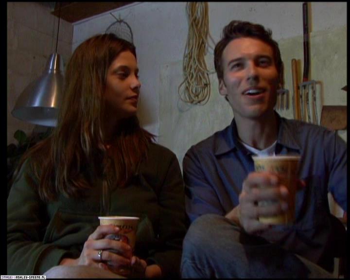Ashley-Greene-dot-nl_SummersBlood-BehindTheScenes00108.jpg
