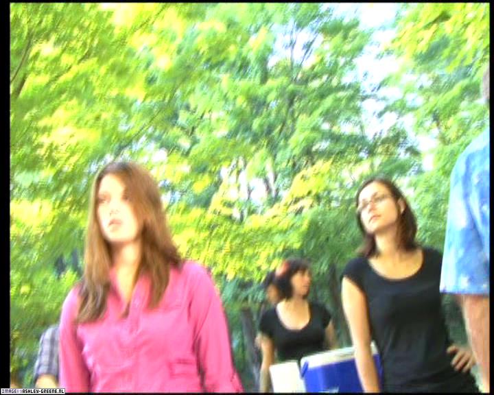 Ashley-Greene-dot-nl_SummersBlood-BehindTheScenes00135.jpg