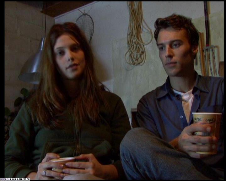 Ashley-Greene-dot-nl_SummersBlood-BehindTheScenes00164.jpg