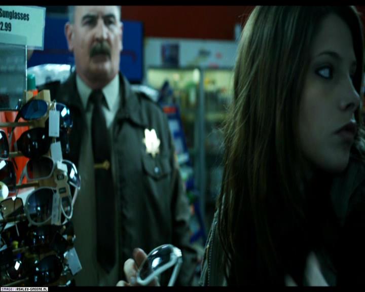 Ashley-Greene-dot-nl_SummersBlood-MovieCaptures000133.jpg