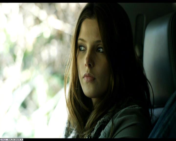 Ashley-Greene-dot-nl_SummersBlood-MovieCaptures000196.jpg