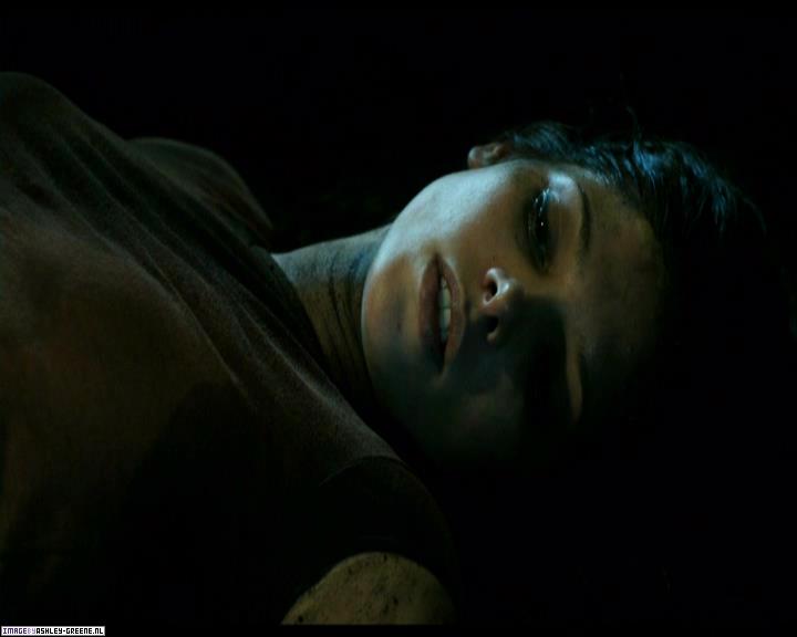 Ashley-Greene-dot-nl_SummersBlood-MovieCaptures000752.jpg Ashley-Greene-dot-nl_SummersBlood-MovieCaptures000752.jpg